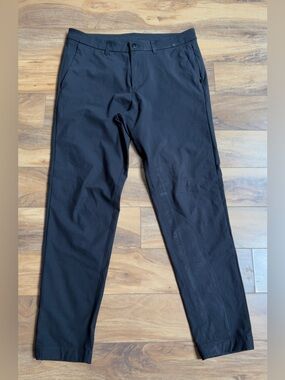 Lululemon Men’s ABC Classic-Fit 5 Pocket Pant Warpstreme Black Sz 33x28” (FLAW)
